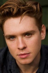 Смотреть Рыцари Готэма онлайн в HD качестве 720p